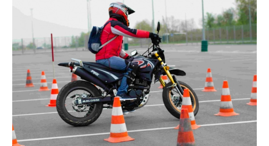 ПДР для мотоциклістів: особливості та відмінності